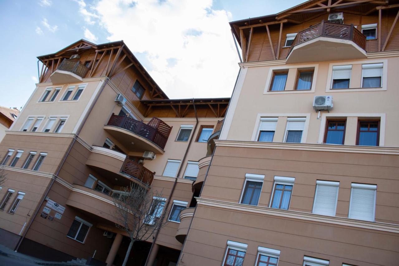 Csalogany Apartman Daire Szekszárd Dış mekan fotoğraf