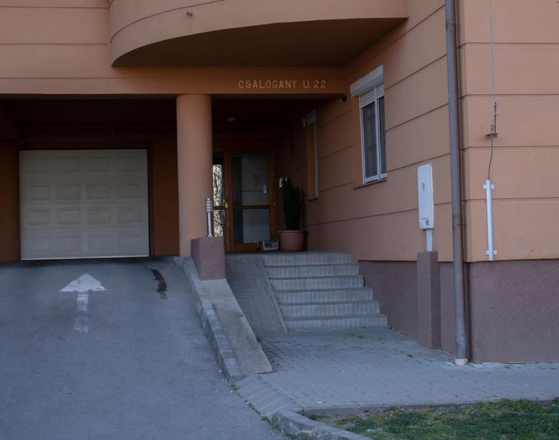 Csalogany Apartman Daire Szekszárd Dış mekan fotoğraf